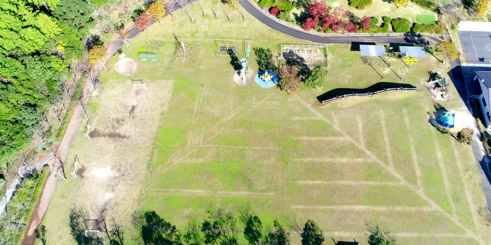 大芝生広場